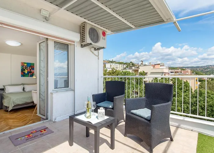Apartment Rozi