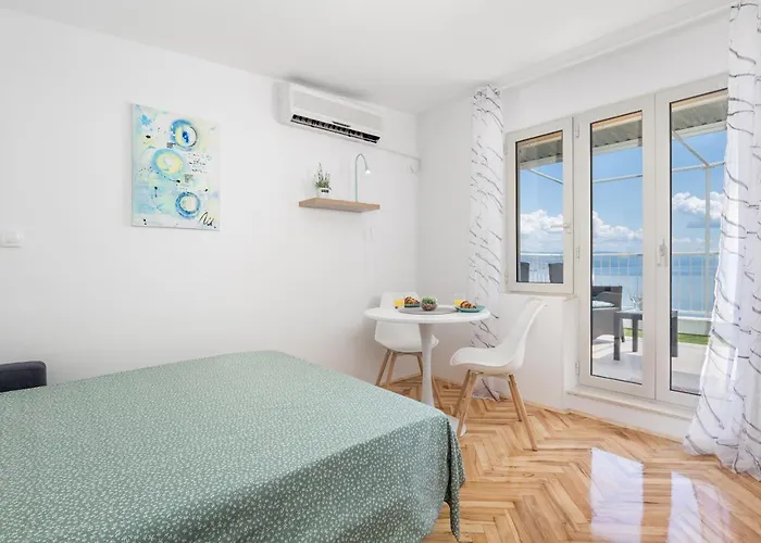 Rozi Apartment